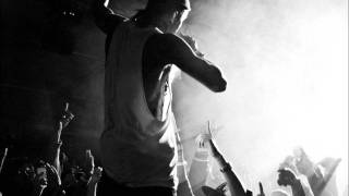 Yelawolf Feat. Eminem &amp; Gangsta Boo - Throw It Up