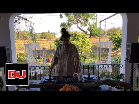 Alex Kennon Live From HIs Home