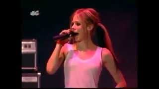 Avril Lavigne - Freak Out (live in Madrid, Spain) 9.07.2004