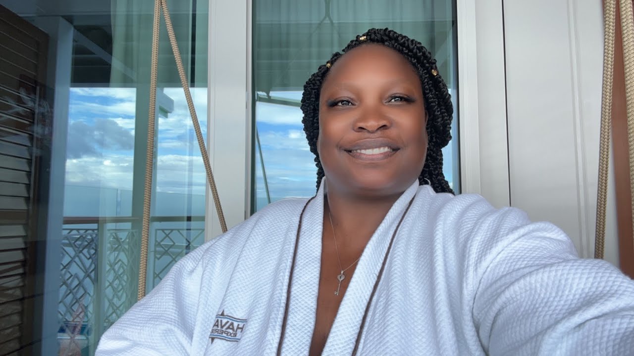 Carnival Celebration - Cabin 8261 - Video 1