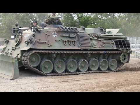 Dachs Leveling The Arena - Stahl Auf Der Heide 2017