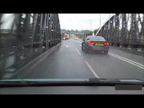 Beyond belief, the most blatent #redlight jumper EVER caught on #dashcam