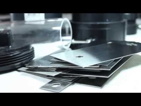 Water To Fuel Converter   Explosive Gas by Electrolysis