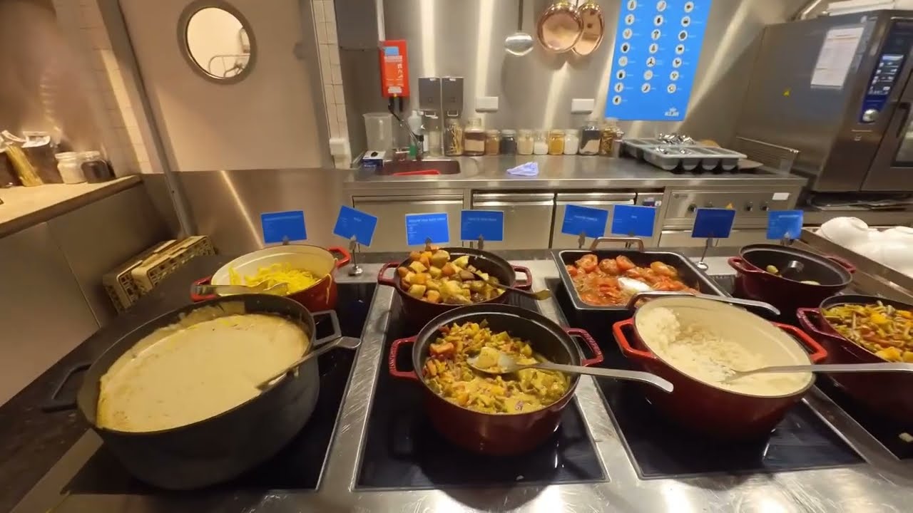 Air France Lounge/KLM Lounge thumbnail