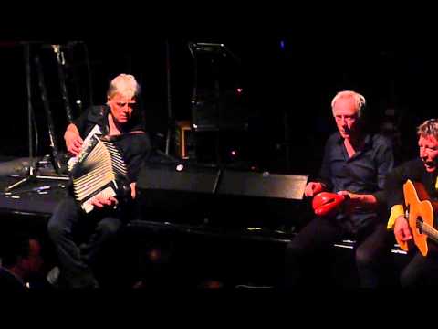 Nits "Home before dark" live unplugged @ Café de la Danse Paris 21/05/2014