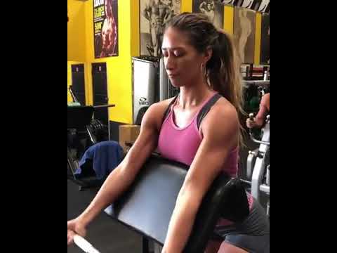 Hard work! 💪 😤  What’s the craziest lift you’ve seen?