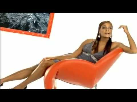 Kelly Joyce: Delicate