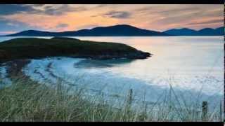 Club Des Belugas - The Road Is Lonesome