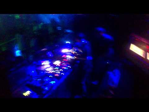 new track Mr Heaks - Brain damage  played by tekno traxx @ cap'tain