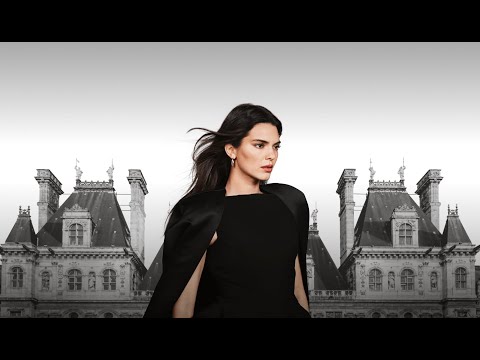 Le Défilé L’Oréal Paris 2025 Paris Fashion Week