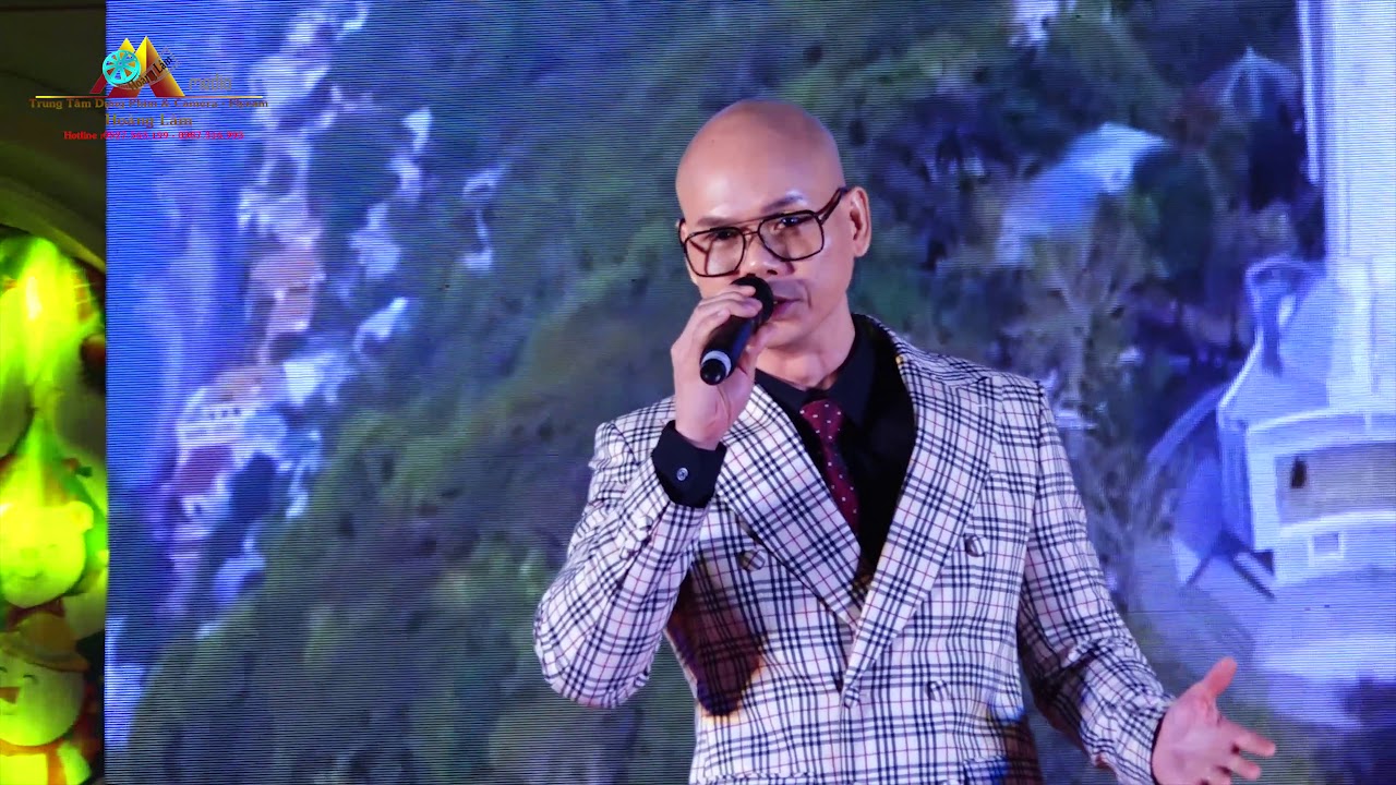 Tình Chúa Cao Vời<br><p style="font-weight: 300; font-style: italic;font-size: 0.75em;"> Phan Đinh Tùng (st: Lm Duy Thiên)</p>