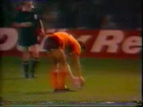 Motherwell 2 Celtic 2 (Hampden Park) 1986 Skol Cup Semi Final