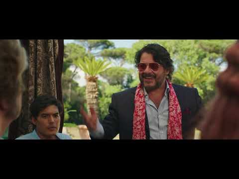 Una Famiglia Mostruosa - Clip "La Famiglia di Luna"