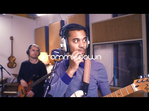 Tommy Down - Do you want it all? (LIve Studio Session)