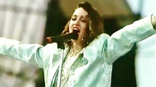 Madonna - Live Performance - Live Aid Concert - 1985 - Love Makes The World Go Round