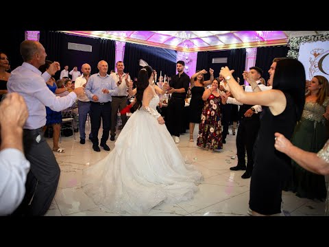 Krushqia ne Valle | Familja Hoxha | Studio iBEG4 |