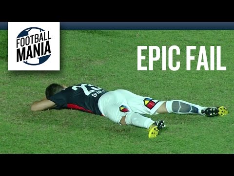 Epic FAIL - Sebastián Blanco (San Lorenzo/ARG) vs. Corinthians (BRA)
