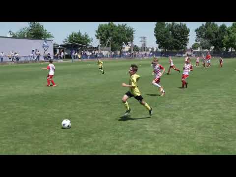 FK Inter Bratislava 2 - FKM Devínska Nová Ves Žraloci, U10, 12.6.2022