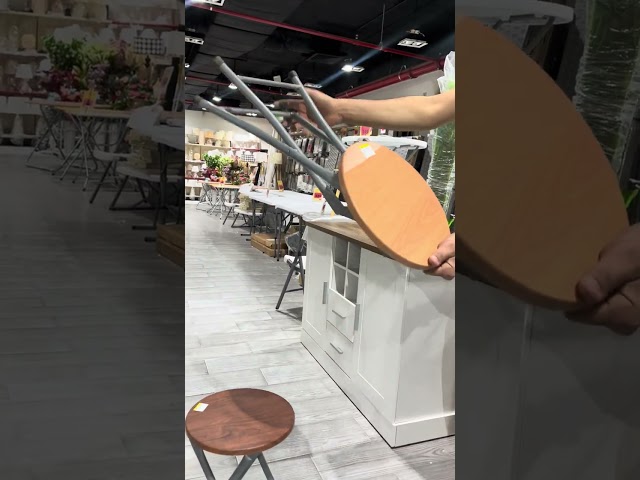 كراسي خشب بدون ظهر رجول حديد  لون بني