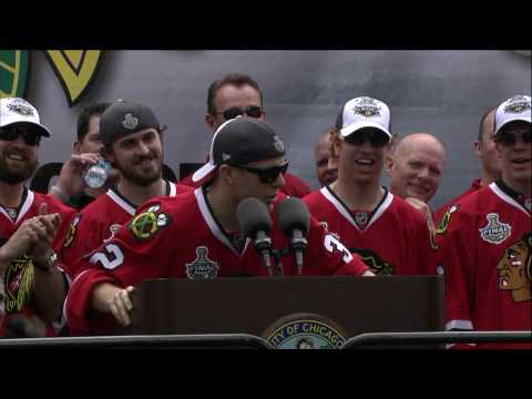 Kris Versteeg Shows Off His Rapping "Skills" at the Blackhawks Rally (1080p HD)