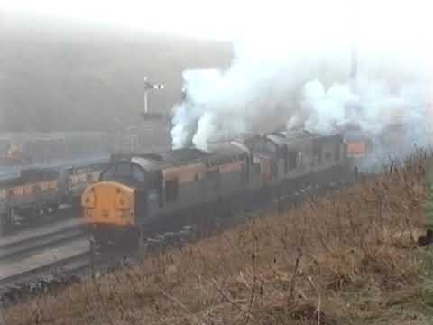 37071+37413 Great Rocks 7F52 1515 Tunstead - Northwich TC 19 January 1997
