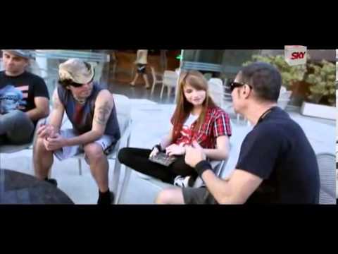 Tamara Angel entrevista  Capital Inicial ROCK IN RIO 2011 SKY