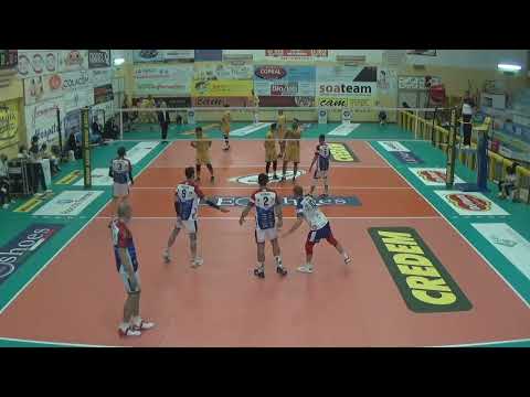 ROSSATO (#10 Yellow jersey) Opus Sabaudia vs Leo Shoes Casarano