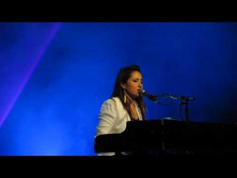 02. Default - Cover (Atoms for peace - Amok / Thom Yorke)