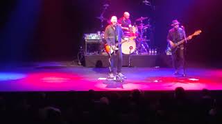 Revolver 11 03 2022 Sala Barts Tu noche y la mía