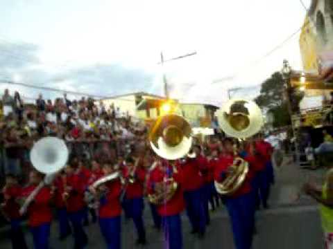 Banda Musical 13 de Junho - CONFABANI 2011 - Musica - Crazy Train - Saida
