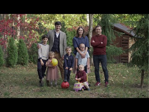 Piątka dzieci – myśleliśmy, że będzie łatwiej | Rodzina jest super 3 – Odcinek 5