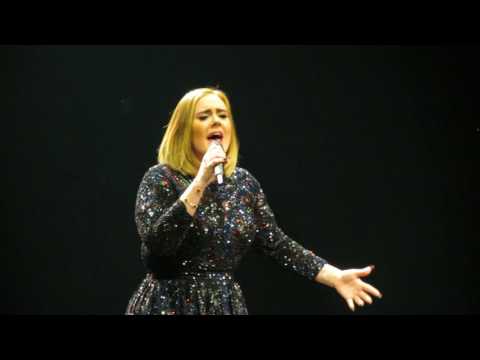 Adele - Hello (Live in Vancouver, BC @ Rogers Arena)