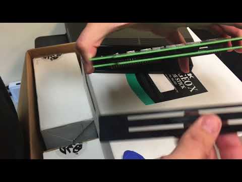 Safely Opening a Neo Geo AES homecart cartridge with metal spudgers