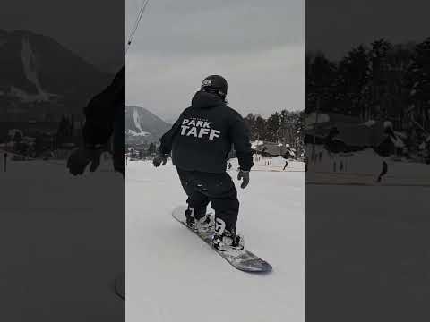 竜王スキーパークのGreen Parkでは現在、6アイテム設置！最大4ヒット可能です♪　 #竜王スキーパーク #snowboarding #長野 #shorts