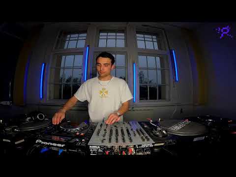 PATTERN: Selection 82 - Oktobr - 5 PM