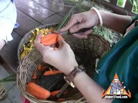 Thai Vegetable Carving: Carrot Flower - ImportFood