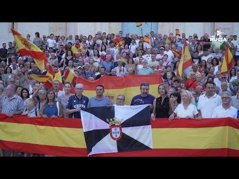  La concentración de apoyo a CEUTA reunió a cientos de nucieros