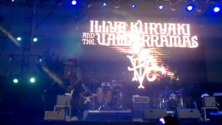 Illya Kuryaki &amp; The Valderramas - Gallo negro (Vive Latino 18/marzo/2017)