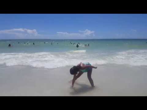 When Fairy Tail Fans Visit the Beach