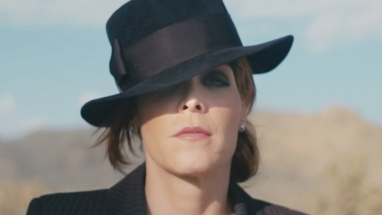 Beth Hart - Love Is A Lie (Official Music Video) - YouTube