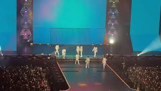 Download lagu EXO - Tender Love #elyxioninkualalumpur #elyxioninmalaysia mp3