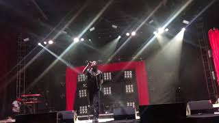 Vic Mensa - “16 Shots” (Live) Encore performance - Riot Fest Chicago 9/15/17