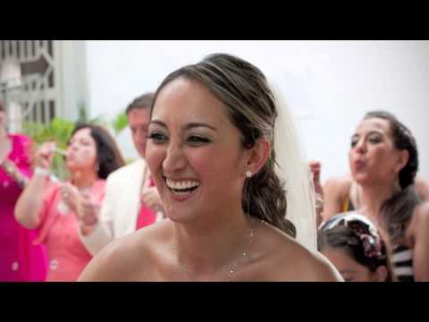 White Loop Studio Annie y Pedro Slide Show