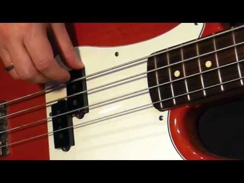 DIE ANSCHLAGTECHNIK  | BASS LESSONS | FOUR STRINGS APP | Tom Bornemann