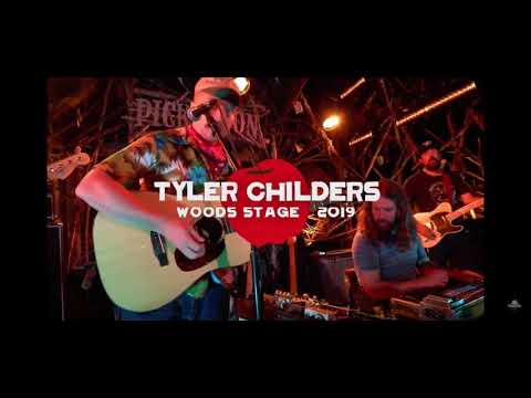 Tyler Childers - Don’t Touch Me