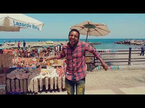 Rula Zaki, Okasha and Adam   Erfa3 Rasak Fo2     رولا زكي و عكاشه و أدم   ارفع راسك فوق   YouTube