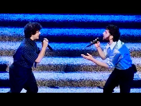 Play video