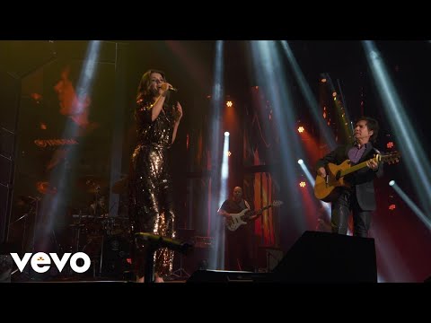 Chitãozinho & Xororó, Paula Fernandes - Brincar De Ser Feliz