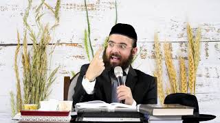 הרב נתנאל סנדרו בוחניק שליט"א - הכנה לחג השבועות - מידת הענווה (הרב נתנאל סנדרו בוחניק) - התמונה מוצגת ישירות מתוך אתר האינטרנט יוטיוב. זכויות היוצרים בתמונה שייכות ליוצרה. קישור קרדיט למקור התוכן נמצא בתוך דף הסרטון