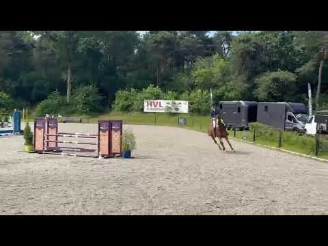 Big De Galoubet K Z (BIG STARS BOY KB Z x JAZZ DE COQUERIE) - Video 2 video thumbnail